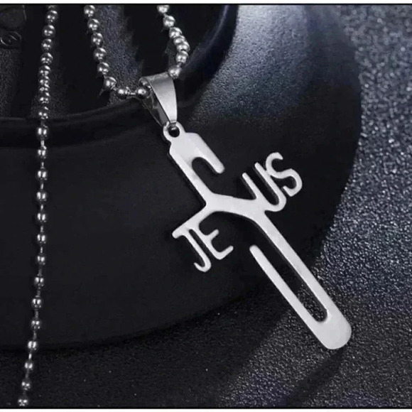 Jesus Cross God Faith Necklace - Picture 2 of 2